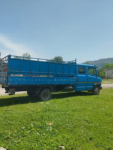мото ендуро: Грузовой бортовой автомобиль Mercedes-Benz 711D (двухрядная кабина) - — 5