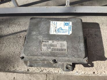 Другие детали электрики авто: Блоки управления двигателем Peugeot. Есть только то, что перечислено — 4