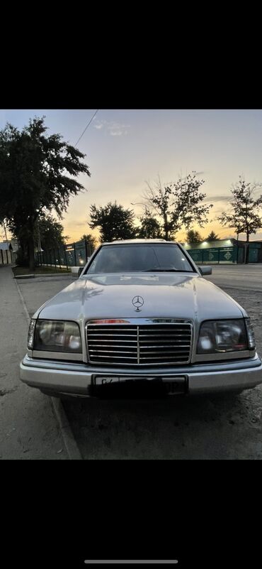 Mercedes-Benz: Mercedes-Benz W124: 1994 г., 3.2 л, Автомат, Бензин, Седан