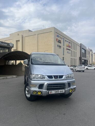 Mitsubishi: Mitsubishi Delica: 2005 г., 3 л, Автомат, Бензин, Внедорожник