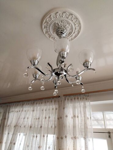 lusdurlar: Çılçıraq, 6 lampa