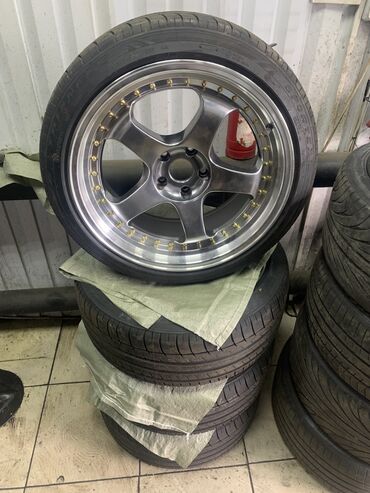 диски титановые r14: Б/у Колесо BMW 225 / 40 / R 18, 5 Болтов