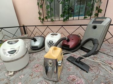 Другая бытовая техника: Продаю очень дёшево пылесосы рабочие at lalafo.kg Другая бытовая техника: Продаю очень дёшево пылесосы рабочие