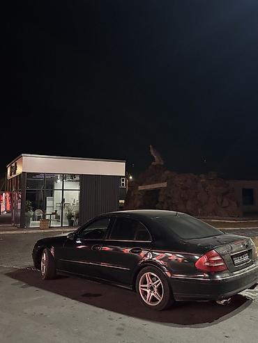 Mercedes-Benz: Mercedes-Benz E-Class: 2003 г., 3.2 л, Типтроник, Бензин, Седан at lalafo.kg — 5 Mercedes-Benz: Mercedes-Benz E-Class: 2003 г., 3.2 л, Типтроник, Бензин, Седан — 5