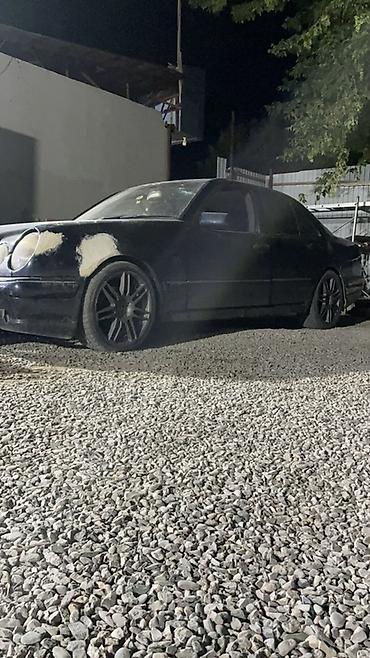 стоп мерс: Mercedes-Benz E-Class: 1998 г., 2.4 л, Автомат, Бензин, Седан — 3