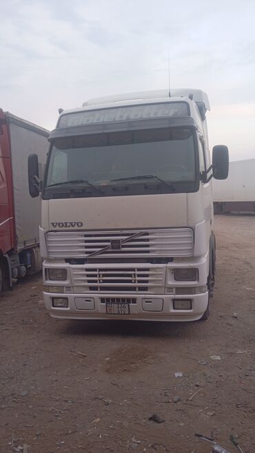 фонарь задний w211: Сүйрөгүч, Volvo, 2001 г., Парда