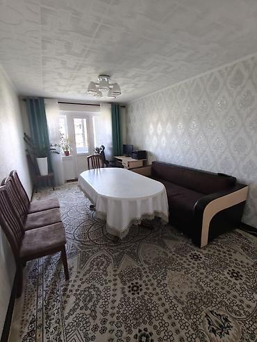 flat osh: 3 комнаты, 58 м², 6 мкр 104 серия, 4 этаж, Косметический ремонт — 1