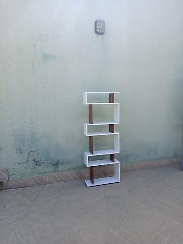divarda kitab refi: Yeni, Kitab rəfi, Düz, Azərbaycan — 4