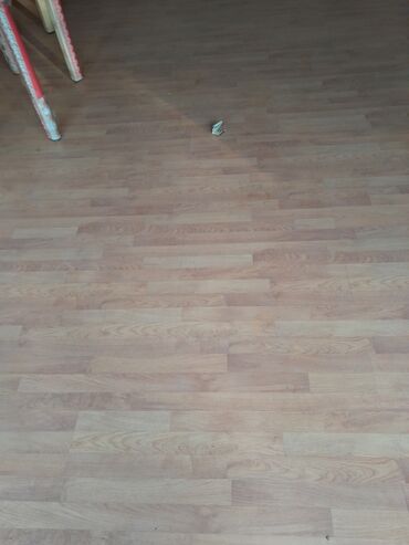 Digər kommersiya daşınmaz əmlakı: İcarəlik/Ticarət obyektı – küçə vitrinli, iki qapılı köşə (pavilon) - — 12