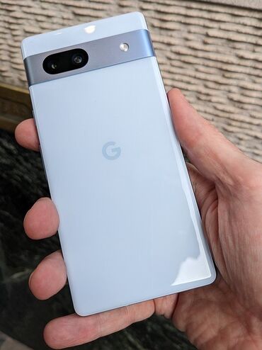 Google: Google Pixel 7a, Б/у, 128 ГБ, цвет - Голубой, 2 SIM