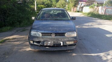 продаю номер авто: Volkswagen Golf: 1997 г., 1.6 л, Механика, Бензин, Хэтчбэк