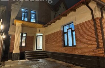 срочно продаю участок газ канализация есть: Дом, 220 м², 6 комнат, Агентство недвижимости, Евроремонт