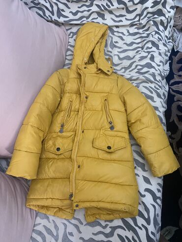 Kurtkalar: Moncler kurtka, orijinal,10-11 yaşlı qız üçün, əla vəziyyətdə, 20azna lalafo.az -da Kurtkalar: Moncler kurtka, orijinal,10-11 yaşlı qız üçün, əla vəziyyətdə, 20azna