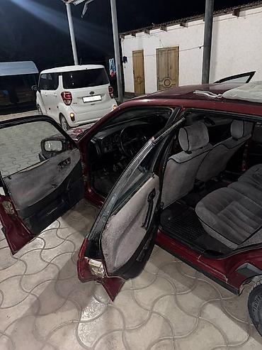 продаю passat b5: Volkswagen Passat: 1988 г., Седан — 10