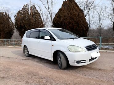 235 55 17 зимние шины: Toyota Ipsum: 2002 г., 2.4 л, Автомат, Бензин, Минивэн