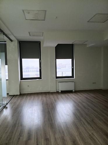 Аренда офисов: Аренда офисов, 404 м², В бизнес центре, 1 линия — 13