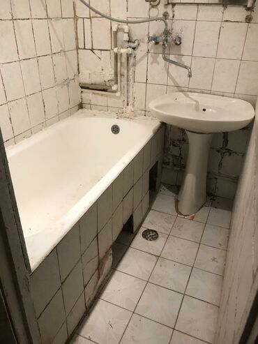 Mənzil kirayələyirəm: 2 otaqlı, 47 kv. m — 4