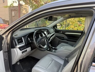 Toyota: Toyota Highlander: 2019 г., 3.5 л, Автомат, Бензин, Внедорожник — 13