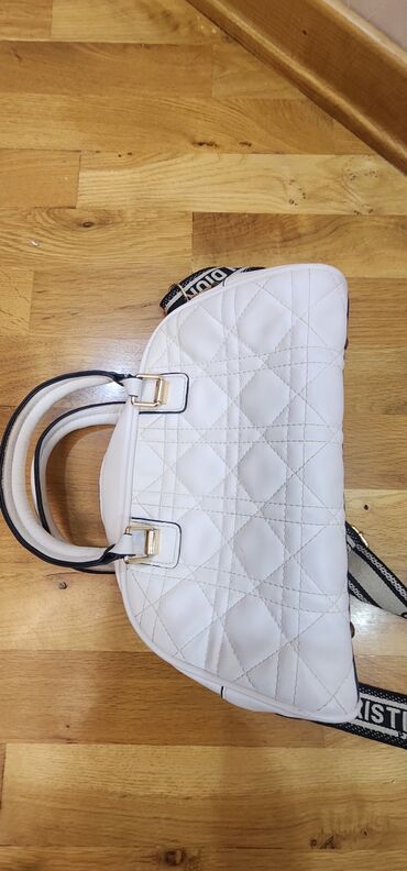 Çantalar: Çiyin çantası — 7