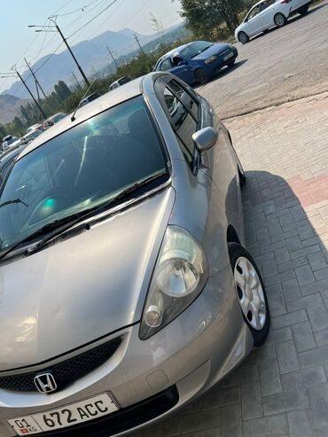 бокс на крышу авто купить в бишкеке: Honda Fit: 2003 г., 1.3 л, Автомат, Бензин, Хетчбек