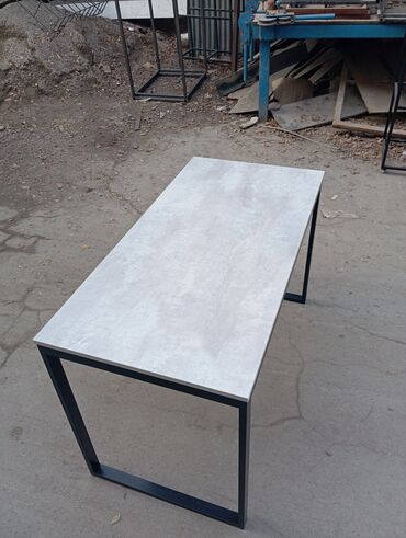 Офисные столы: Офисный стол, Нерегулируемый, цвет - Черный, Прямоугольный, ЛДСП — 21