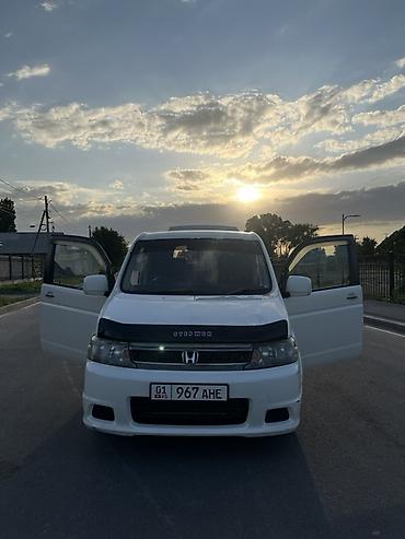 резиновое: Honda Stepwgn: 2004 г., Бензин, Минивэн — 1