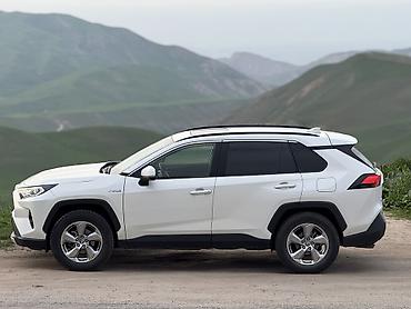 Toyota: Toyota RAV4: 2021 г., 2.5 л, Автомат, Гибрид, Кроссовер — 8