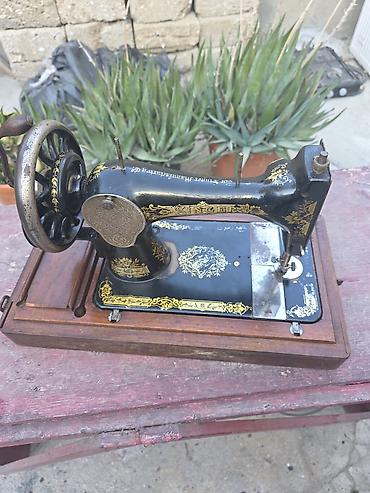 Kolleksionerlər, antikvar sevərlər və retro üslubda dizayn (kafe lalafo.az -da Kolleksionerlər, antikvar sevərlər və retro üslubda dizayn (kafe