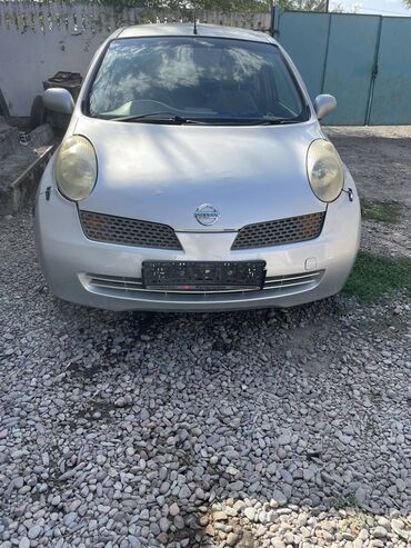 купить машину без первоначального взноса: Nissan Март: 2002 г., 1.3 л, Автомат, Бензин, Седан
