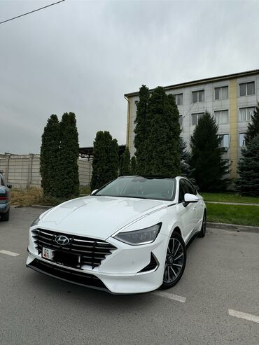 21 21 нива: Hyundai Sonata: 2019 г., 2 л, Автомат, Бензин, Седан