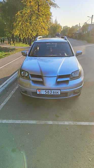 Mitsubishi Outlander: 2003 г., 2 л, Механика, Бензин, Кроссовер at lalafo.kg Mitsubishi Outlander: 2003 г., 2 л, Механика, Бензин, Кроссовер