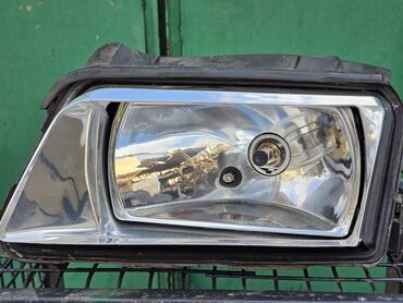 Передние фары: Передняя левая фара Audi 1995 г., Б/у, Оригинал, Германия — 2