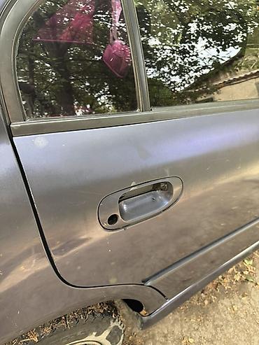 Mitsubishi: Mitsubishi Carisma: 1995 г., 1.8 л, Механика, Бензин, Седан — 7