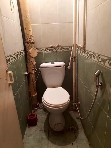 Сниму квартиру: Salam. Otaq yoldaşı axtarırıq. Hal hazırda 2 nəfər qalırıq və 3cü şəxs — 7