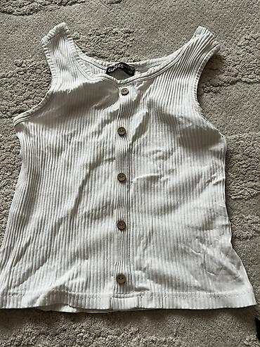 Другая женская одежда: Женская одежда — набор из 4 единиц 1) Светло‑серый вязаный джемпер - — 6