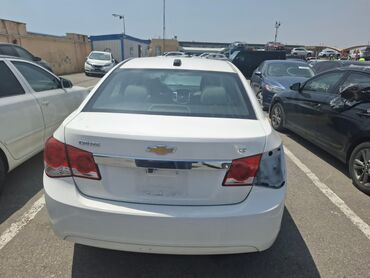 Chevrolet: Chevrolet Cruze: 1.4 l | 2015 il 105000 km Sedan
