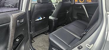 geeli coolray: Toyota RAV4: 2018 г., 2.5 л, Вариатор, Гибрид, Кроссовер — 9