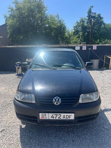Volkswagen: Volkswagen Pointer: 2004 г., 1 л, Механика, Бензин, Хэтчбэк