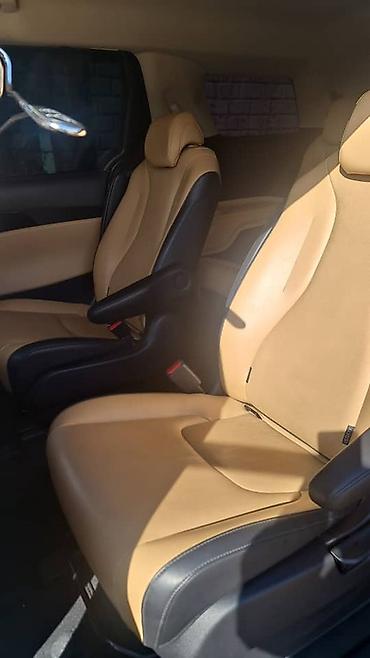 купить корейский минивэн: Kia Carnival: 2023 г., 2.2 л, Автомат, Бензин, Минивэн — 5