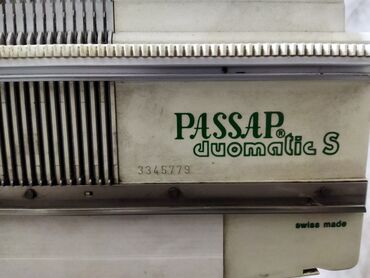 Резюмелер: Вязальная машинка PASSAP