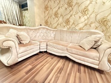 divan tecili: Künc divan, Divan, Açılmayan