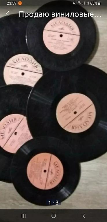 Сковородки: Табуретки тяжелые деревянные любая 500 сом тумбочки Сковороды — 12