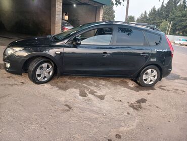 Hyundai: Hyundai i30: 1.4 l | 2009 il Hetçbek — 14