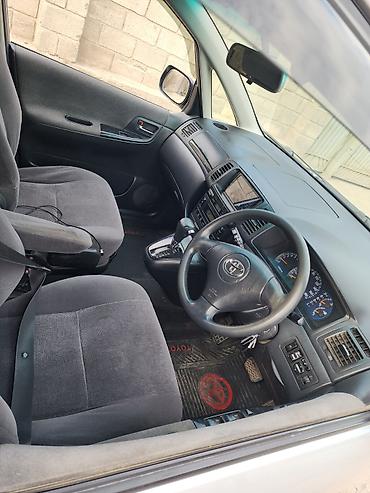 Toyota: Toyota Corolla Spacio: 2004 г., 1.5 л, Автомат, Минивэн — 9