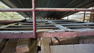 набор одежды: Тапчан 200 x 245 x 95 м, Металл