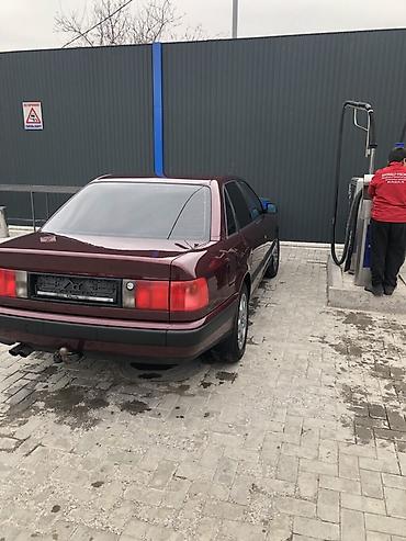 Audi: Audi 100: 1994 г., 2 л, Механика, Газ, Седан — 2