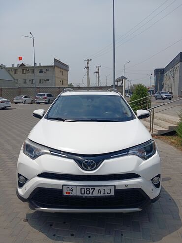 купить багажник на крышу авто в бишкеке: Toyota RAV4: 2017 г., 2.5 л, Автоматтык, Гибрид, Кроссовер