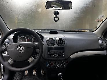 perodok: Ravon rexia r3sedan (ağ rəng) Xüsusiyyətlər: Taksiye tam — 5