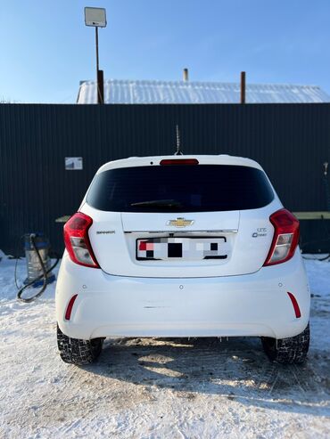 Chevrolet: Chevrolet Spark: 2015 г., 1 л, Автомат, Бензин, Хэтчбэк — 2