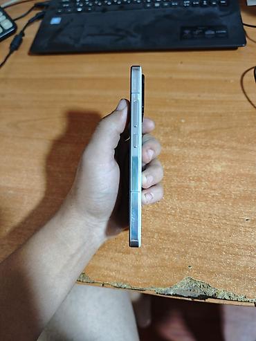 goggle pixel: Xiaomi, 13, Б/у, 256 ГБ, цвет - Голубой, 2 SIM, eSIM — 1